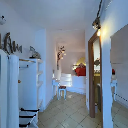 Da Laura Nocleg ze śniadaniem Ponza