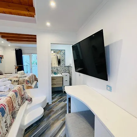 Da Laura فندق مبيت وإفطار بونسا